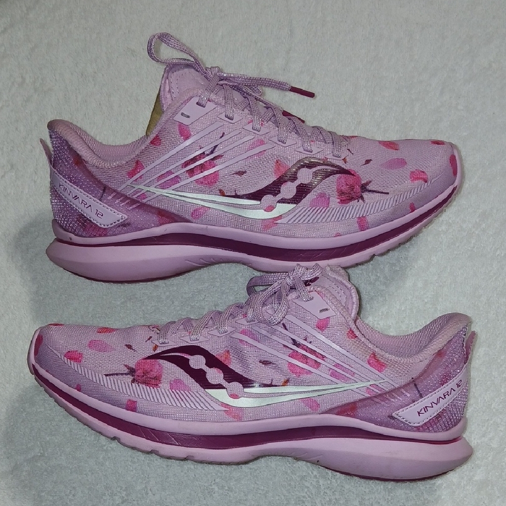 Saucony Pink Floral Kinvara 12 Running Shoes